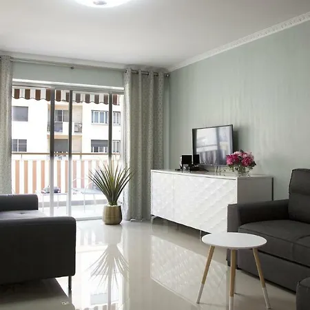 Big & Stylish 2 Flat Apartment Nice