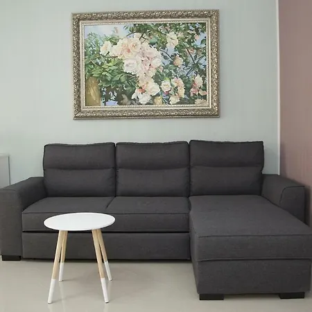 Big & Stylish 2 Flat *